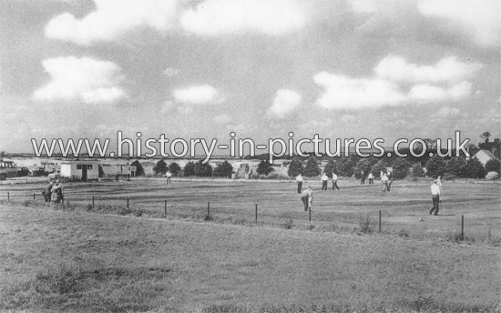 Putting Green and Coronation Camp, Walton on Naze, Essex. c.1940's